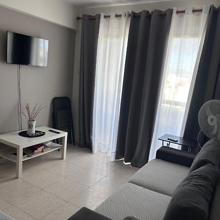 Ptolemaidos Cosy Family Apartment Larnaca Dış mekan fotoğraf