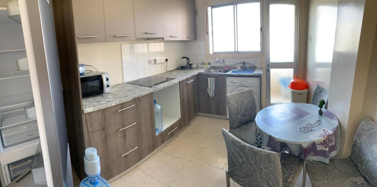 Ptolemaidos Cosy Family Apartment Larnaca Dış mekan fotoğraf